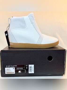 Sorel White Leather Pull-On Ankle Wedge Boots